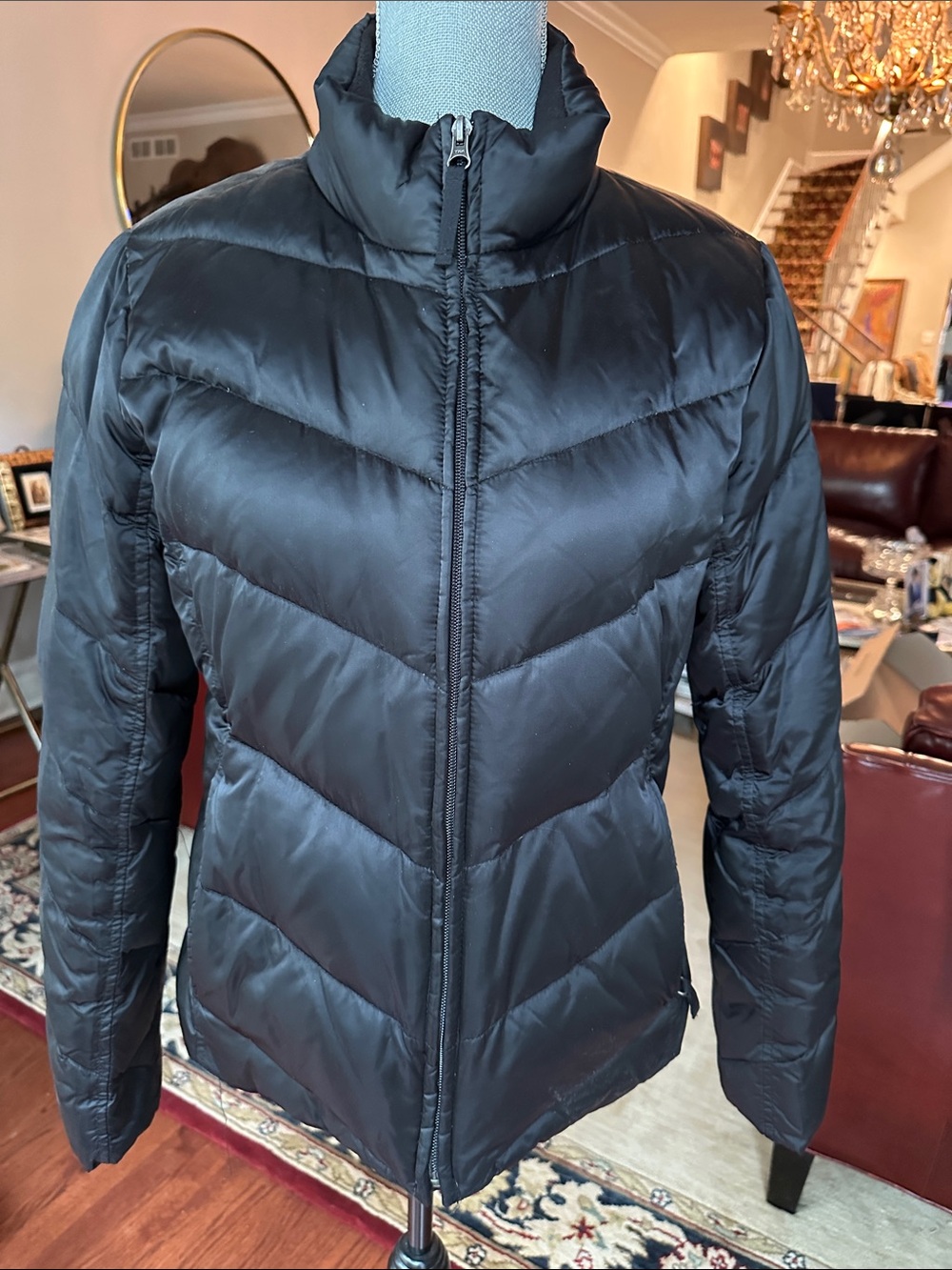 Women’s Eddie Bauer Down Black Puffer Jacket - Medium